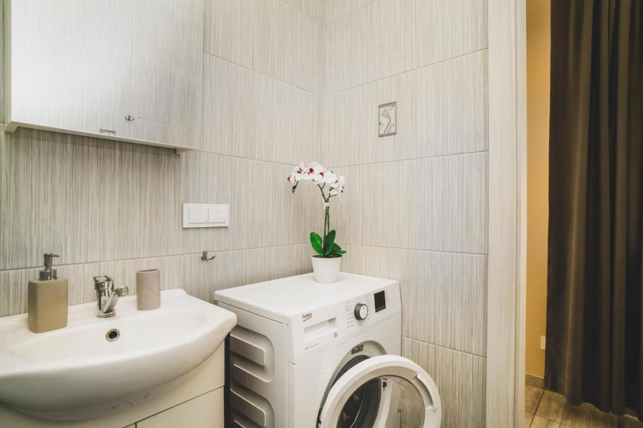 Cozy Stay Apartment Каунас Екстериор снимка
